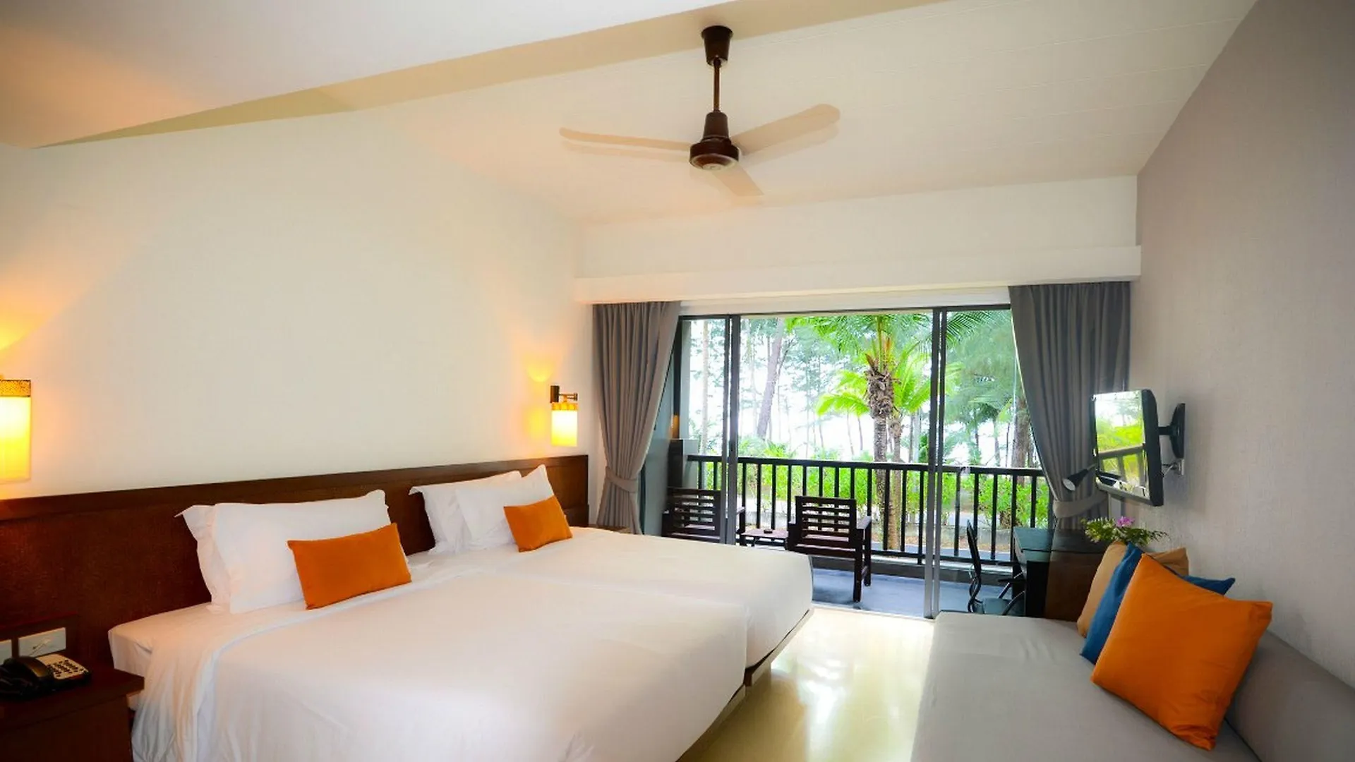 Grand Southsea Khaolak Beach Resort Khao Lak